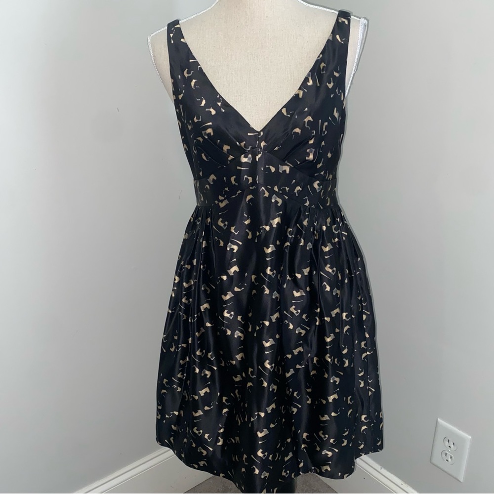 Milly silk black & gold V-neck fit & flare retro cocktail dress sleeveless sz 6